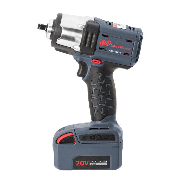 Akumulatorowa wkrętarka udarowa 20 V 1/2” W5153 Ingersoll Rand 500 Nm Maszyna z akumulatorem 5,0 Ah, widok z lewej strony