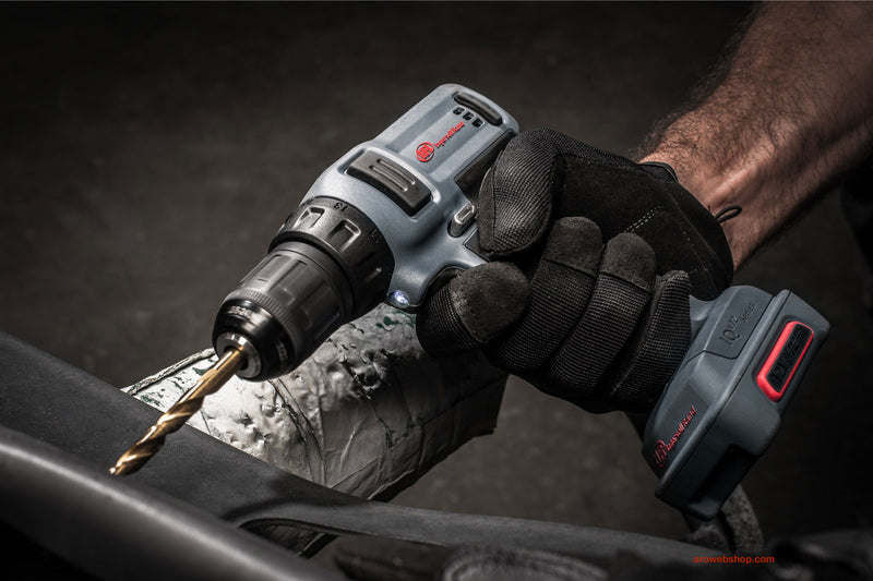 AKKU vŕtačka SET 12V D1130EU-K2 Ingersoll Rand, stroj D1130 v prevádzke