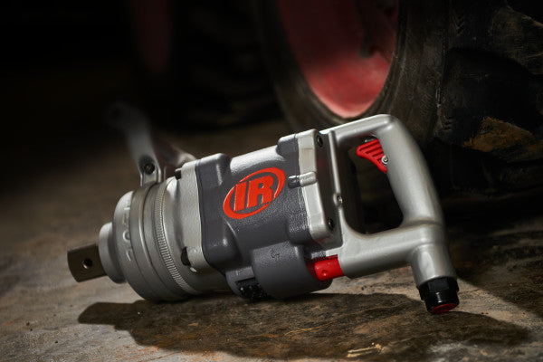 Schlagschrauber pneumatisch 2955B2 1 1/2“ Ingersoll Rand 6100 Nm vor dem Einsatz, linke Seitenansicht